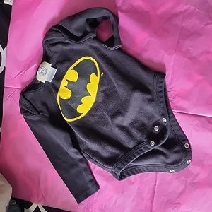 6-2m DC Comics Batman long sleeve black logo diaper shirt onsie